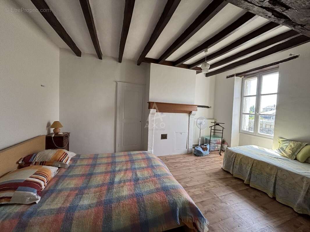 Maison à SAINT-DENIS-D'ANJOU