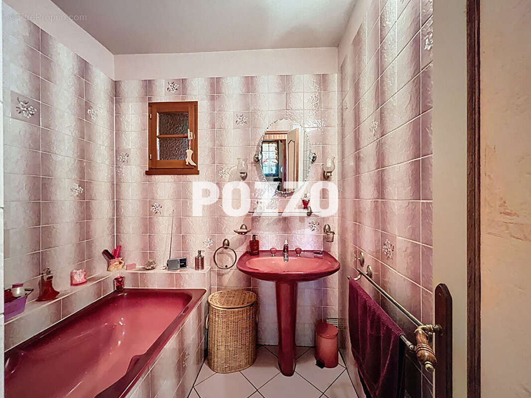 Maison à LE BENY-BOCAGE