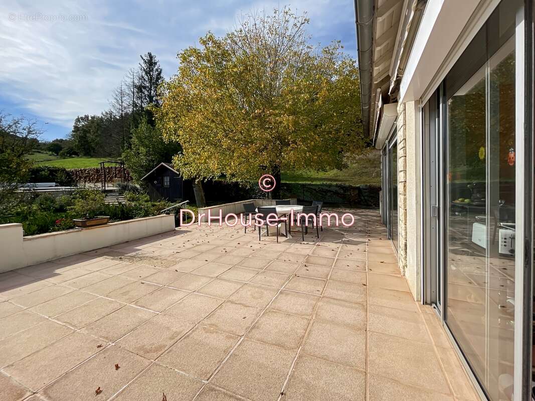 Maison à SAINT-CERE