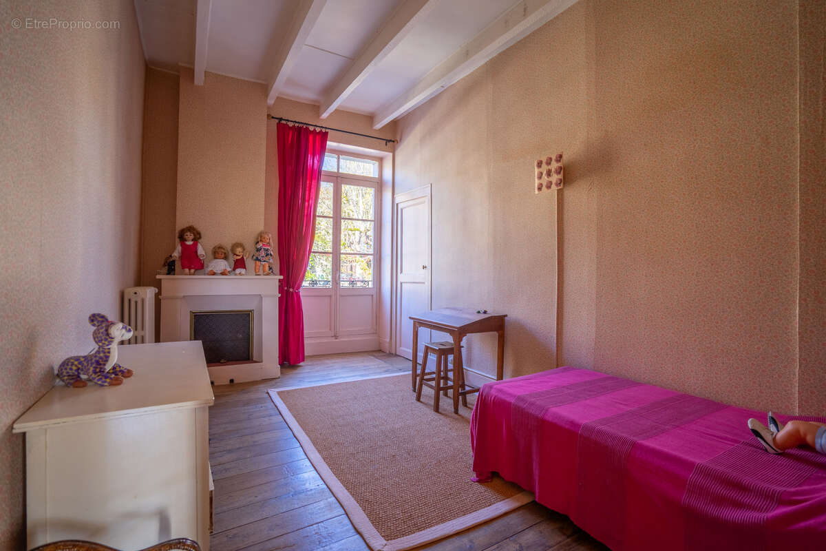 Maison à BAGAT-EN-QUERCY