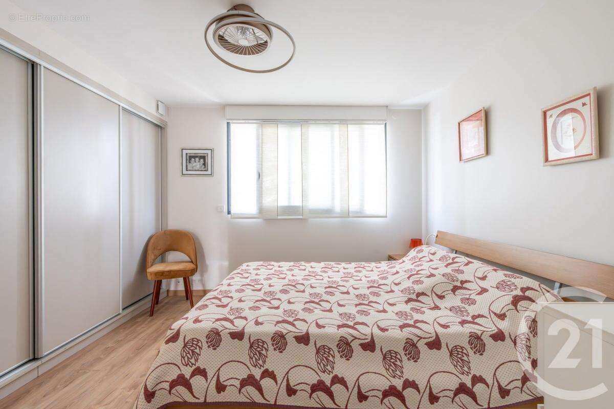 Appartement à FONTENAY-SOUS-BOIS