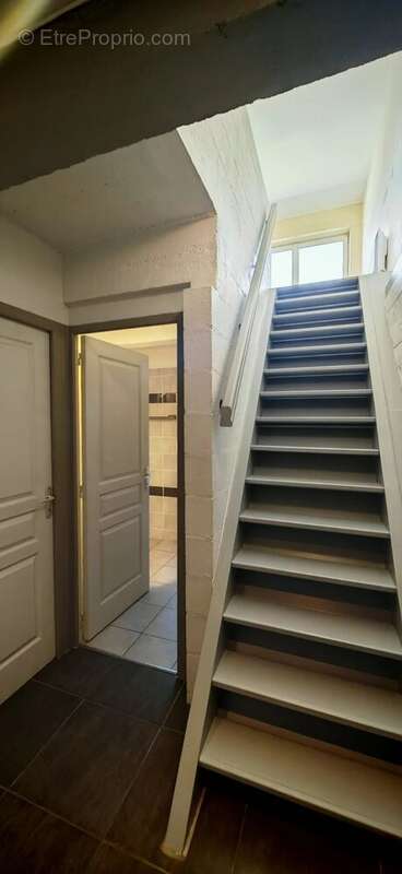 Appartement à SAINT-JULIEN-LES-VILLAS