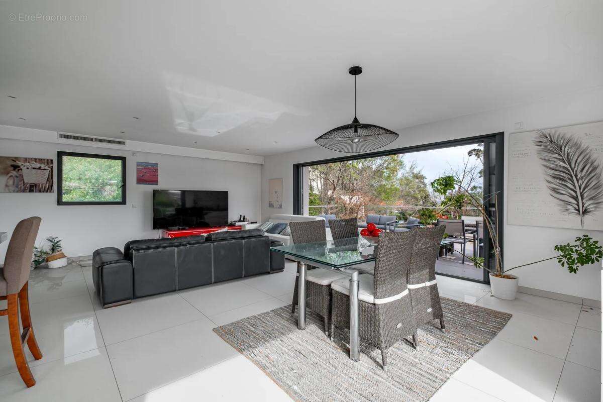Maison à FREJUS
