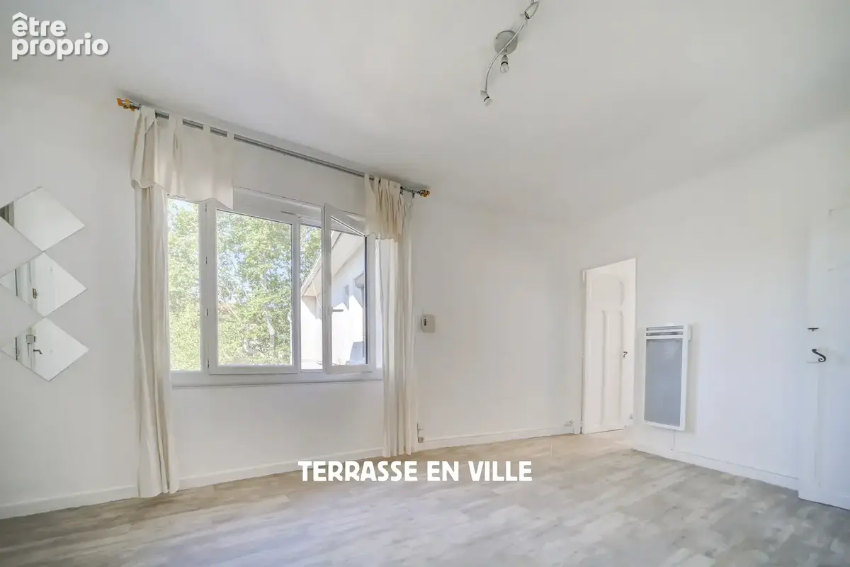 Saint cyr-sur-mer - proche mer  - appartement - traversant - t2 - 43m2 - 198 000€ - photo 2