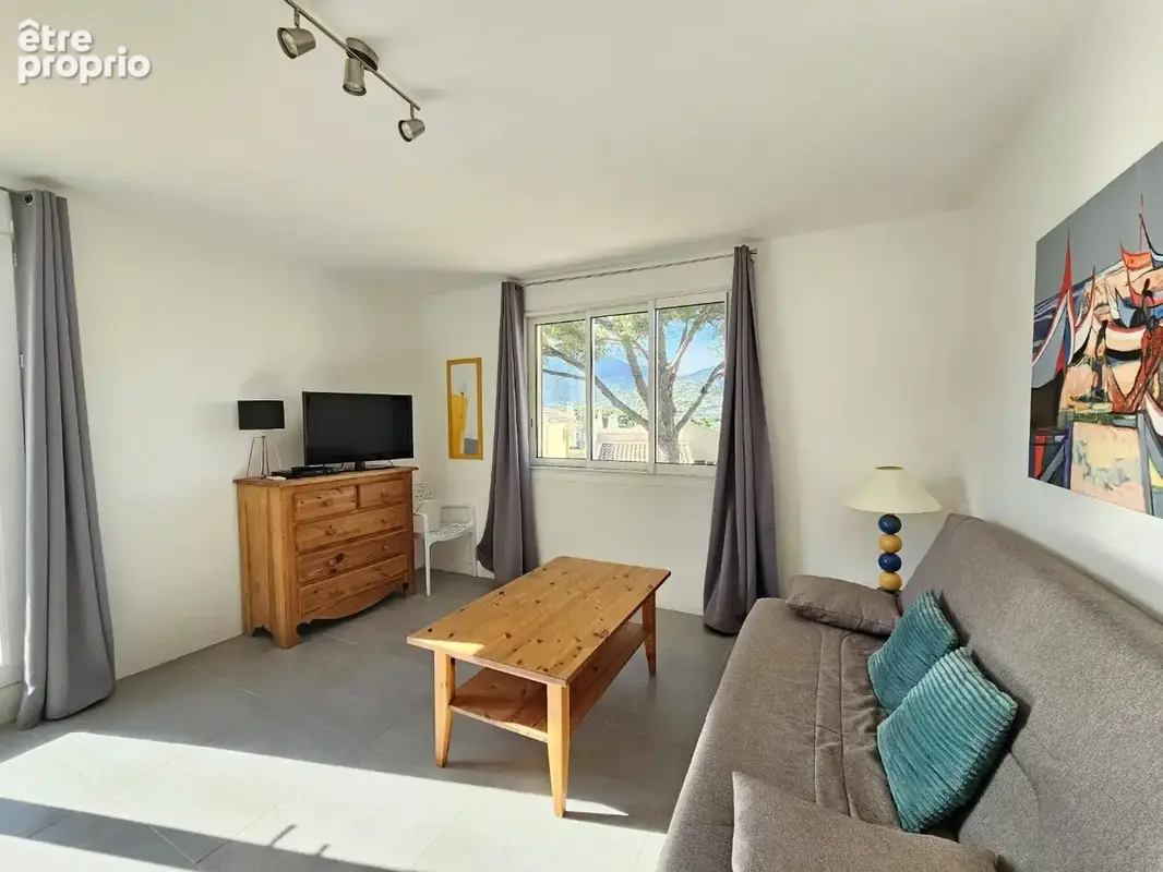 Appartement T2 avec grande terrasse au calme, proche port et commerces - photo 2