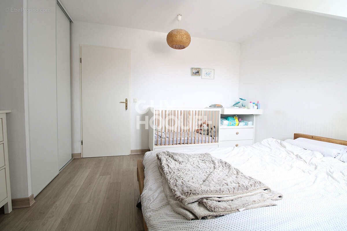 Appartement à BRIE-COMTE-ROBERT