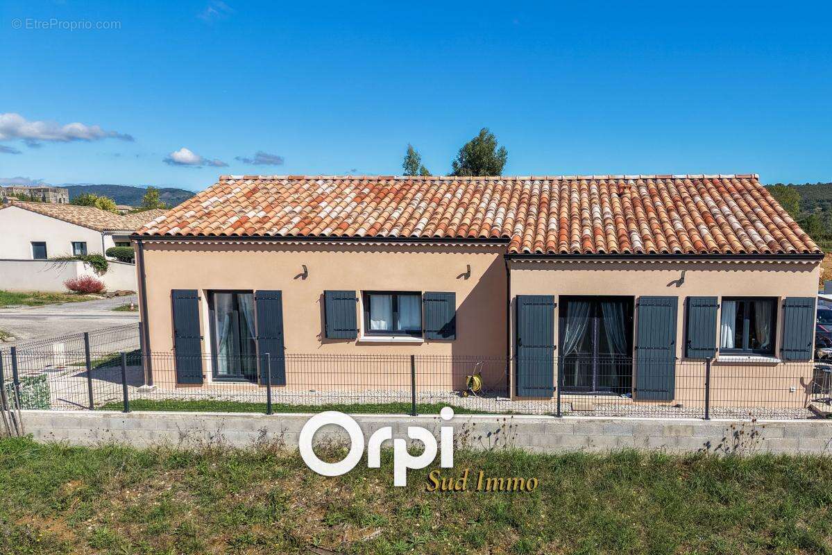 Maison à ALBA-LA-ROMAINE