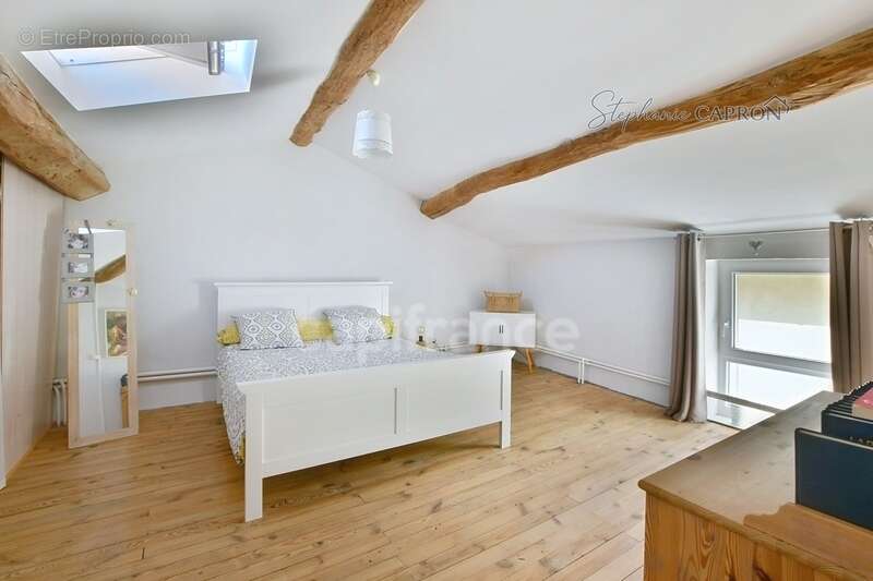 Maison Familiale de 141 m² à Tignieu-Jameyzieu - A découvrir sans attendre ! - photo 9