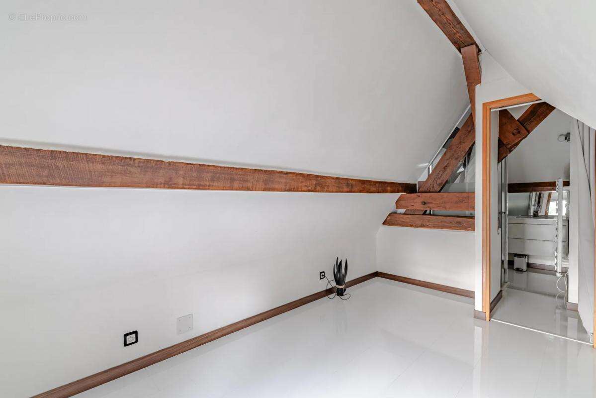 Appartement à MAFFLIERS