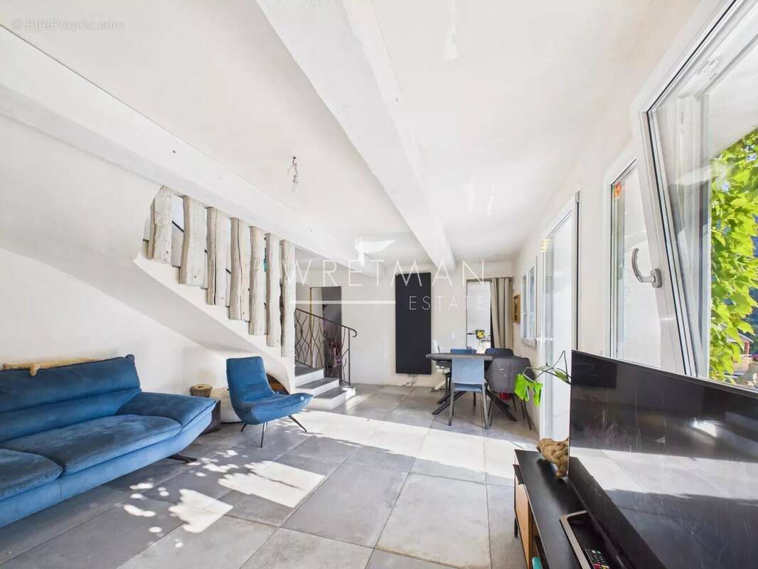 Maison en pierre avec piscine, jacuzzi et panorama exceptionnel - Sospel - photo 6