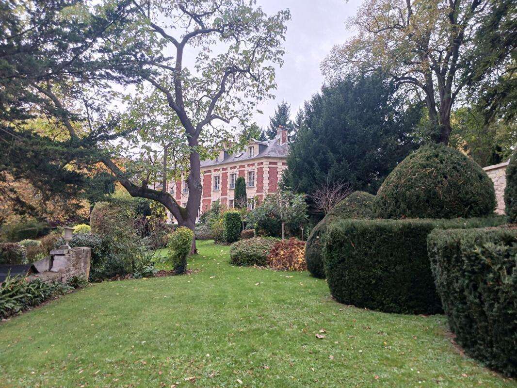 Maison à CHANTILLY
