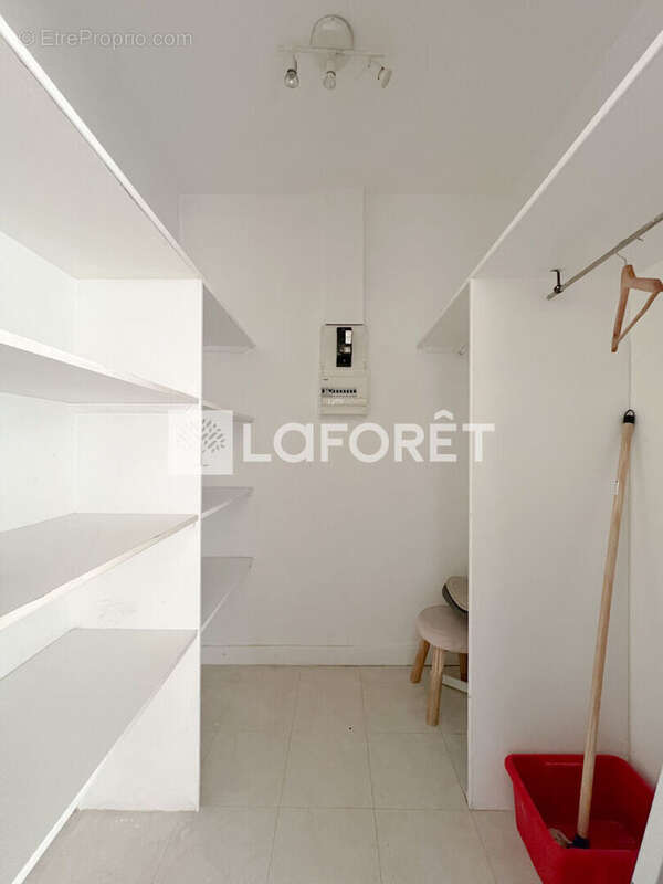 Appartement à MONTROUGE