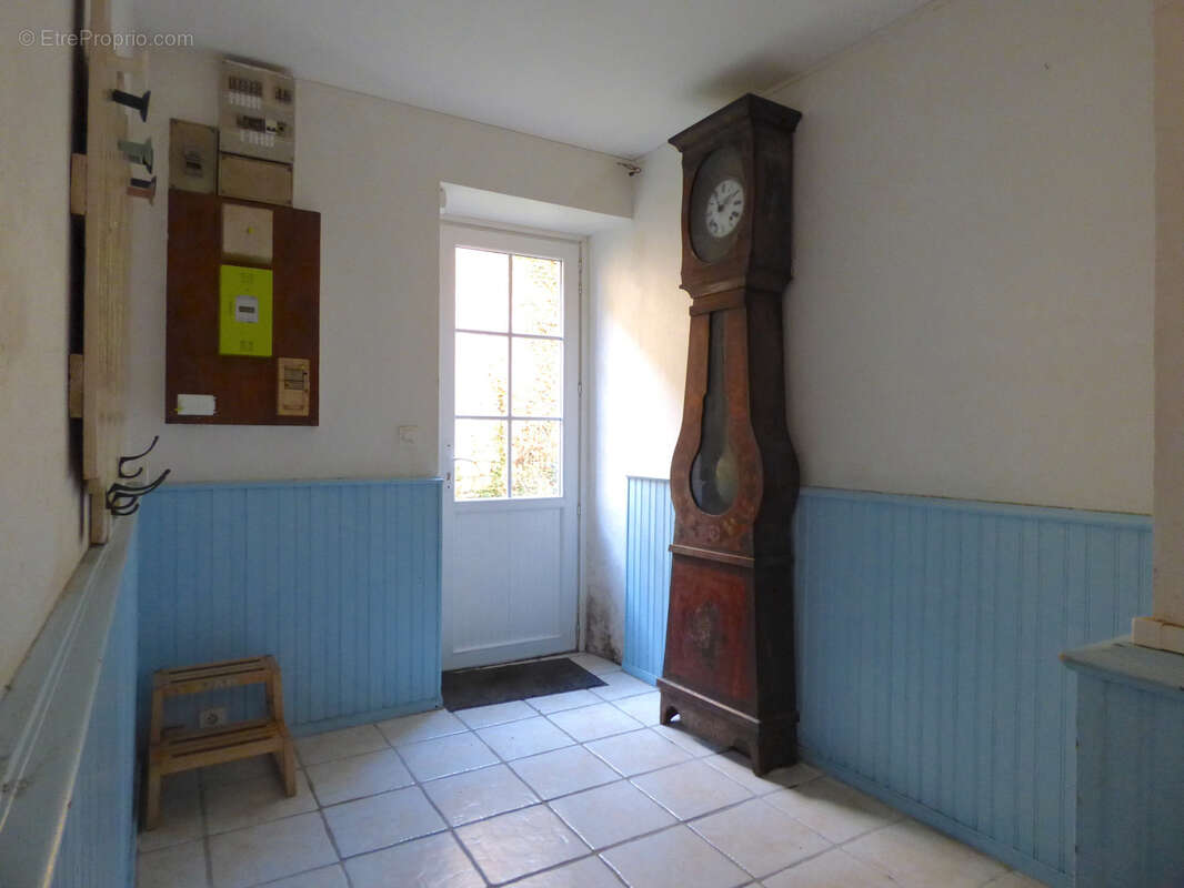 Maison à BONNEUIL-MATOURS
