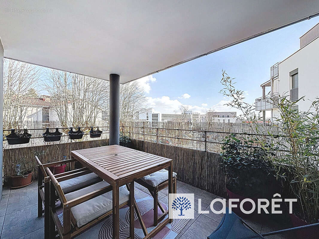 Appartement à CHAMPAGNE-AU-MONT-D'OR