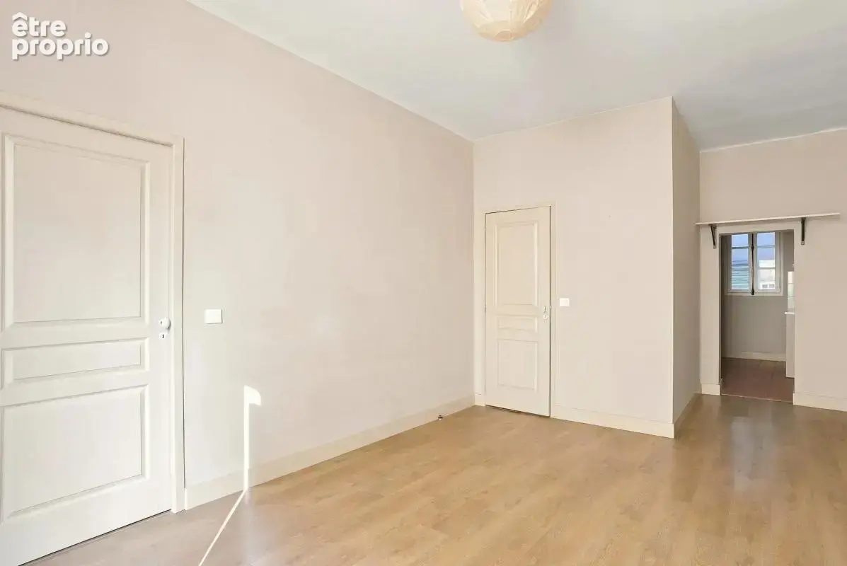 Appartement 2 pièces de 41 m² à Aix-en-Provence - photo 2