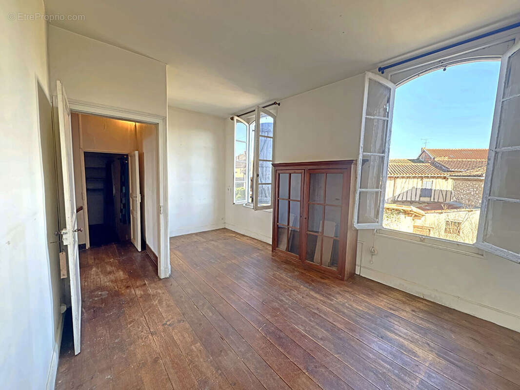 Maison à MAUVEZIN