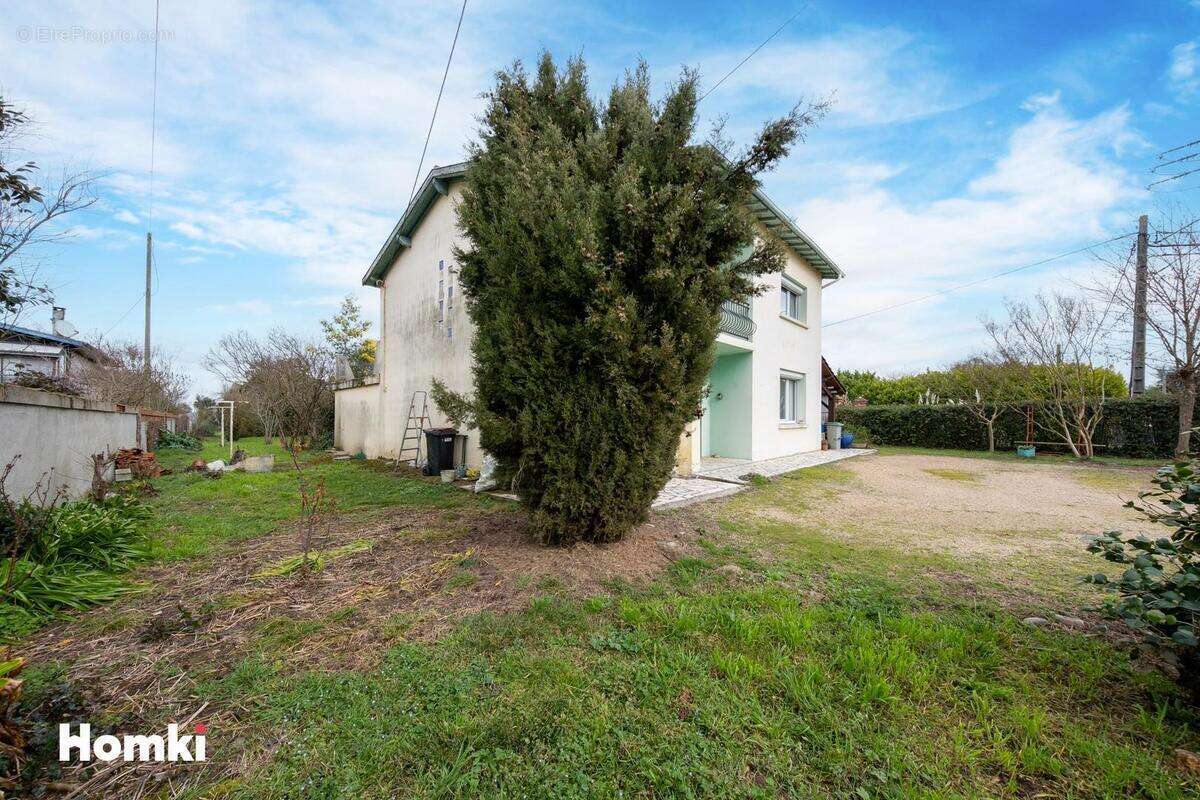 Terrain à LABARTHE-SUR-LEZE