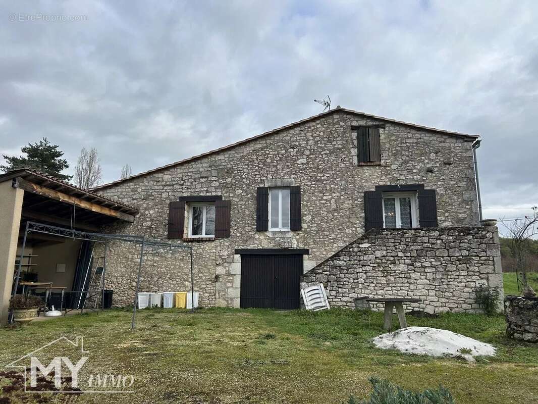 Maison à MONESTIER