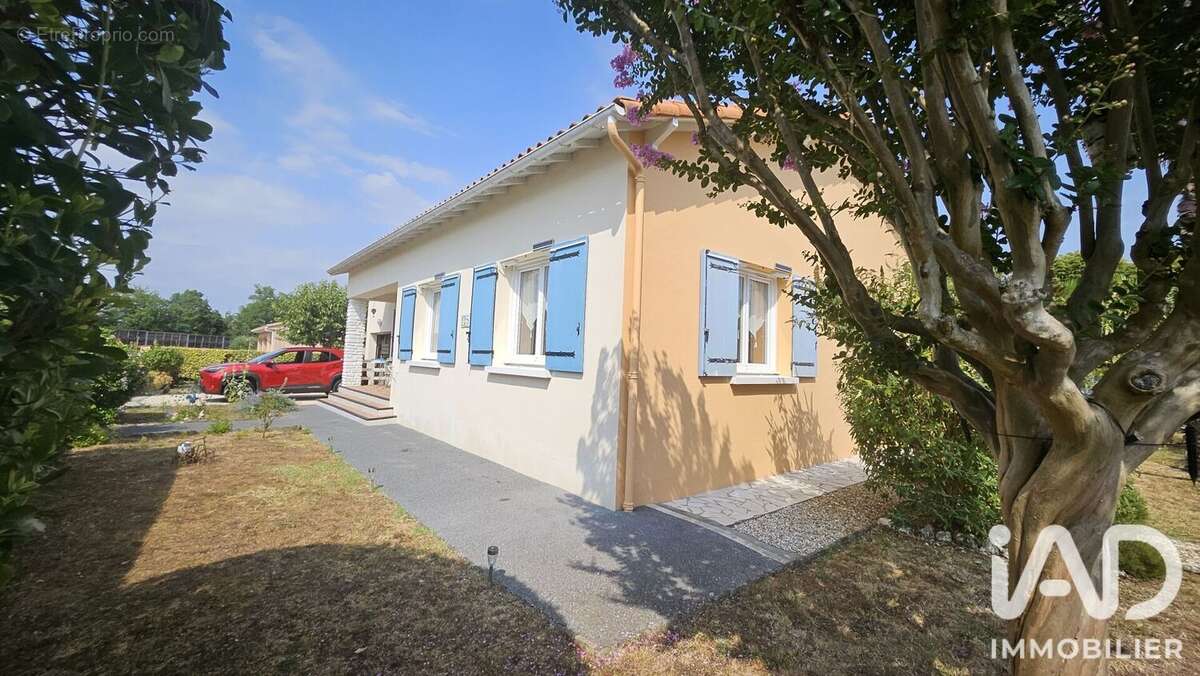 Maison 104 m² à Saujon  - photo 3