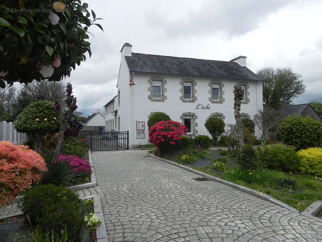 Maison à BRENNILIS