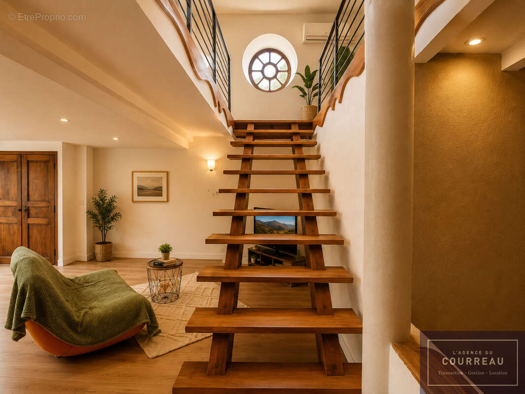Fabrègues   Superbe maison vigneronne de 280 m2 avec jardin - photo 5