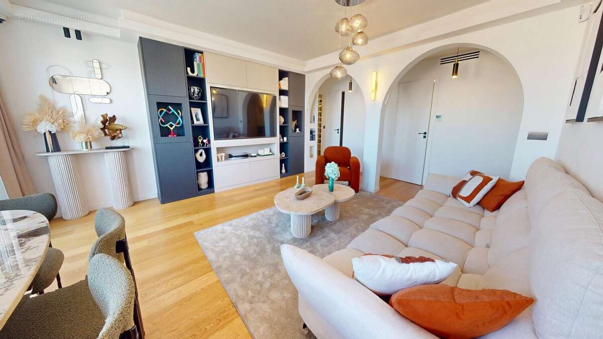 Appartement à LEVALLOIS-PERRET