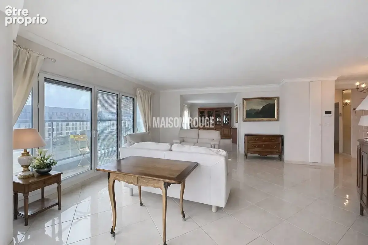 Saint-Malo Gare/Médiathèque -Grand T3/T4 avec ascenseur et box fermé - photo 2