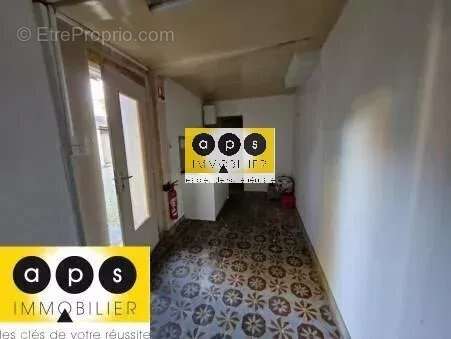 Commerce 78 m² à Arbois  - photo 4