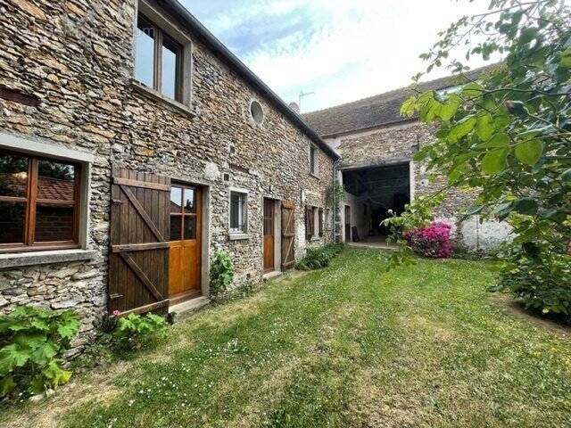 Maison à SAINT-REMY-LA-VANNE