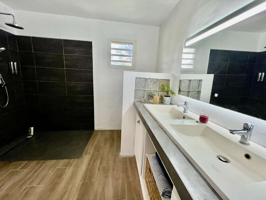 Maison à SAINT-JOSEPH