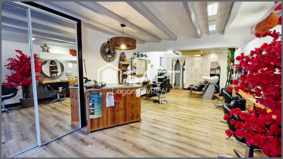 Photo 2 - Commerce à BRETENOUX