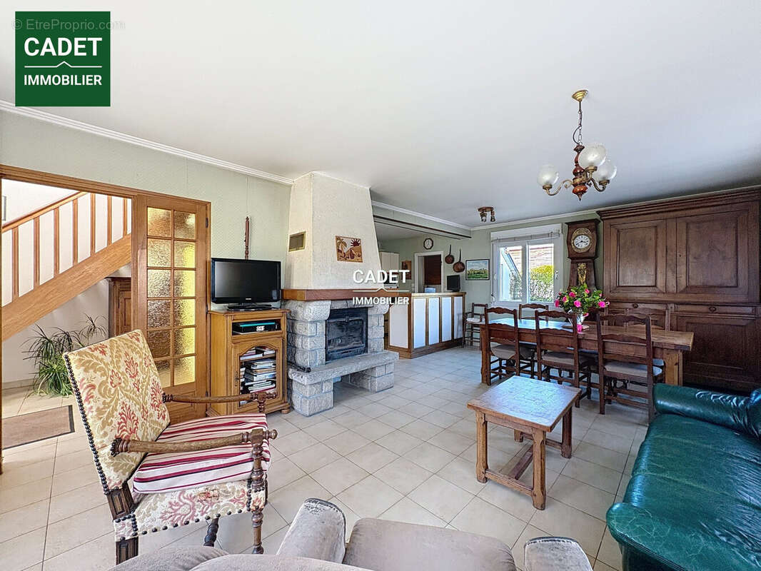 Maison à LA LUCERNE-D'OUTREMER