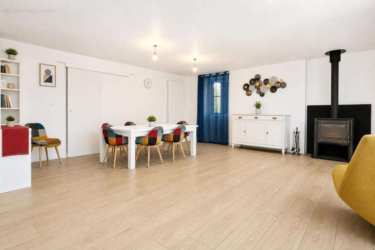 Grande maison de 5 pièces, 185 m², à Senonnes - photo 3