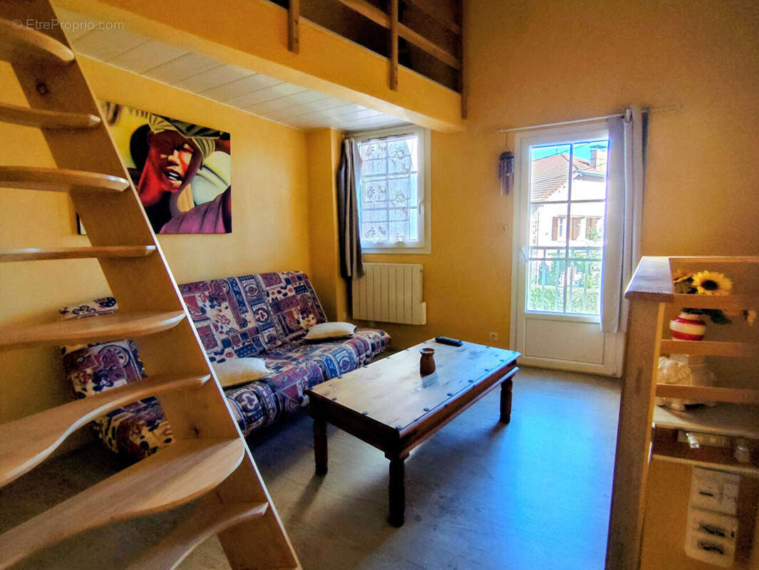 Appartement à BROUVELIEURES