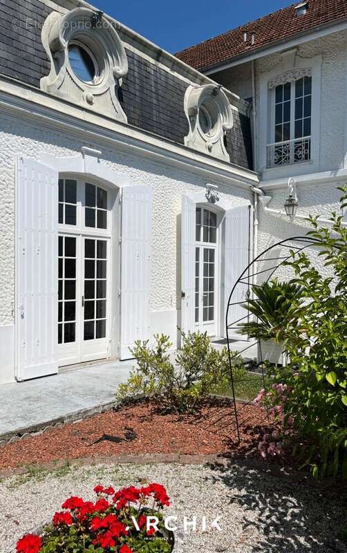 Maison à CENON