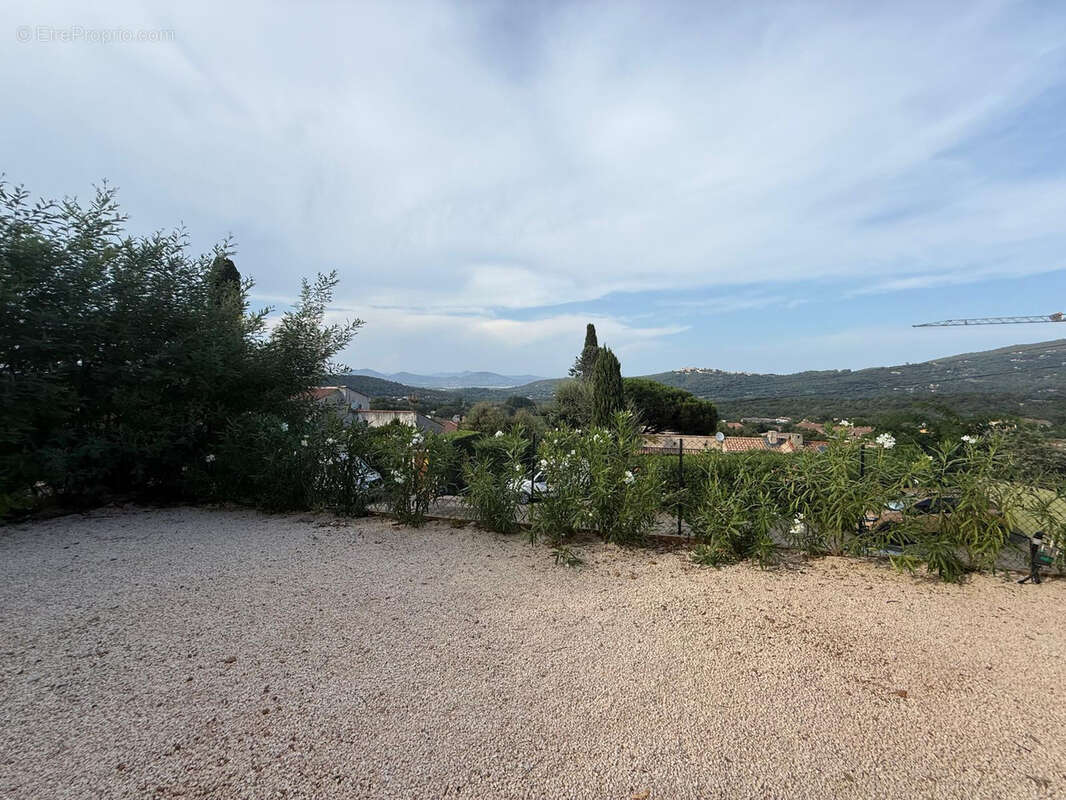 Villa rénovée au cœur de La Croix-Valmer - photo 2