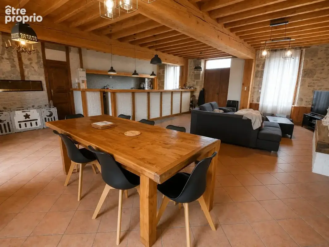 Maison 182 m² à Ajain  - photo 6