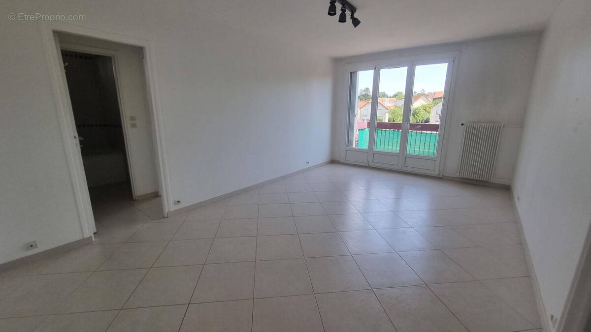 Appartement à MONTGERON