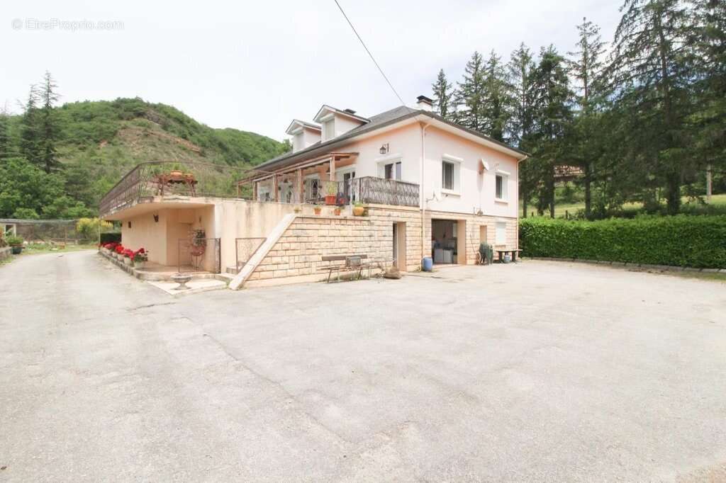 Maison à SAINT-AFFRIQUE