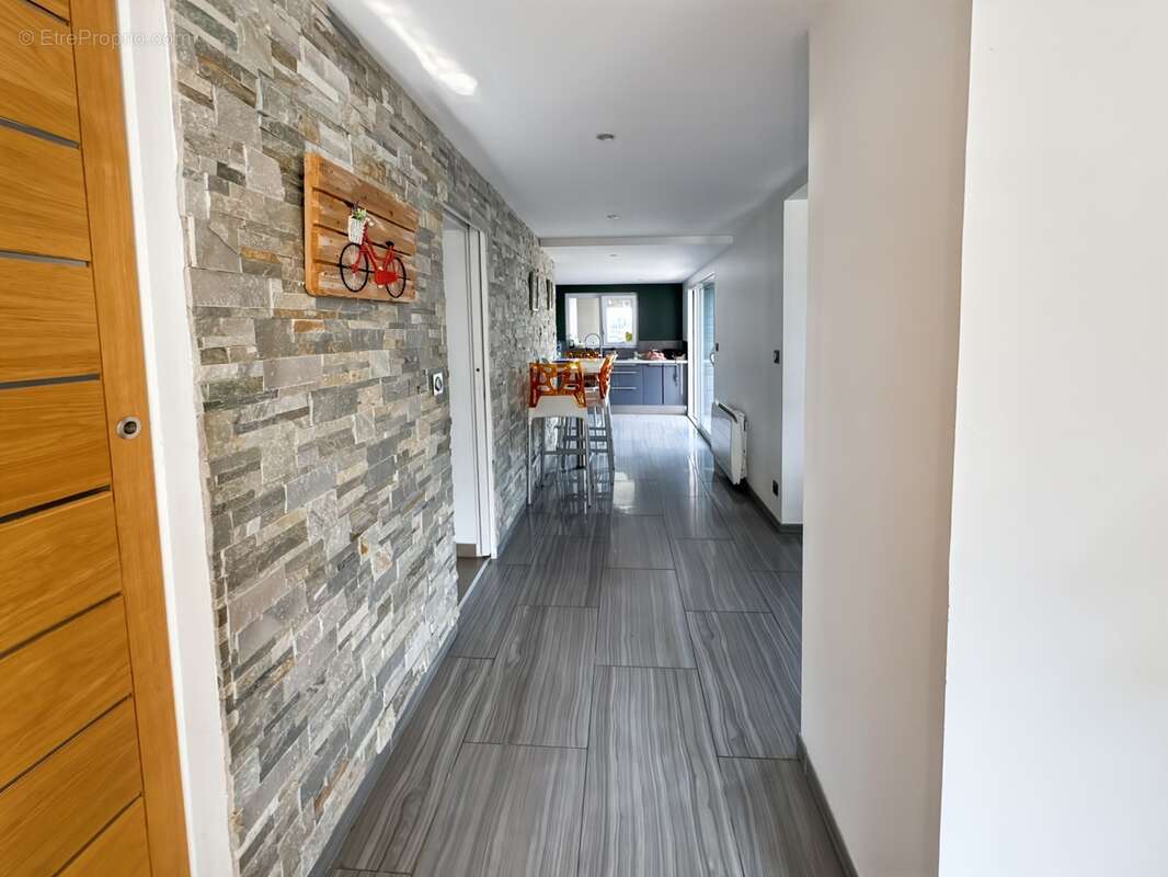 Superbe maison 160 m2 4/5 chambres - photo 5
