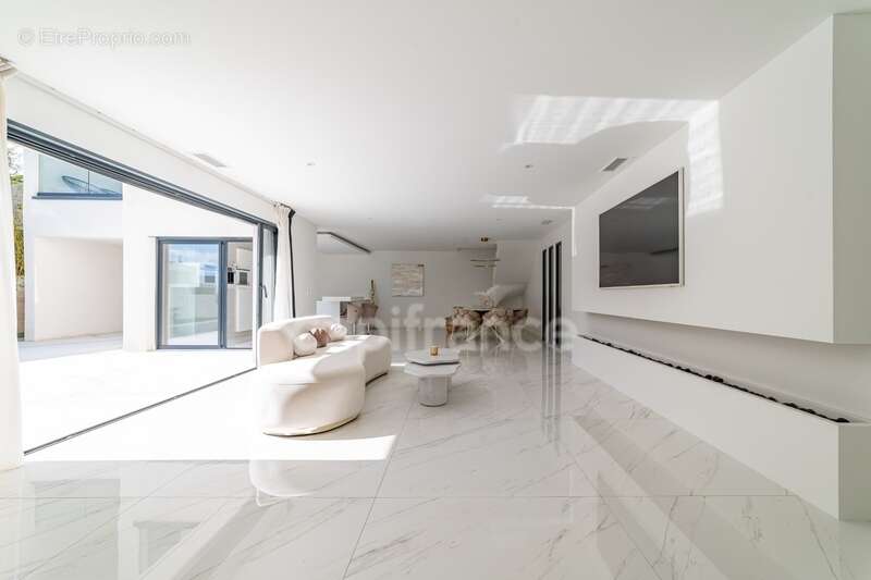 Maison à SAINT-GELY-DU-FESC