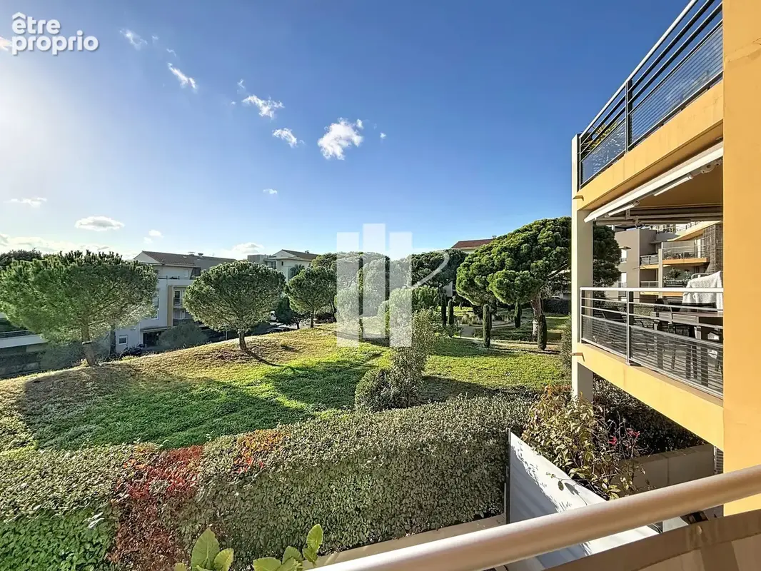 Appartement à FREJUS