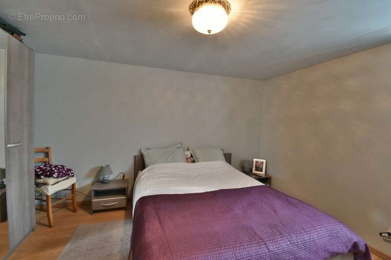 Maison à SAINT-LEGER-MAGNAZEIX