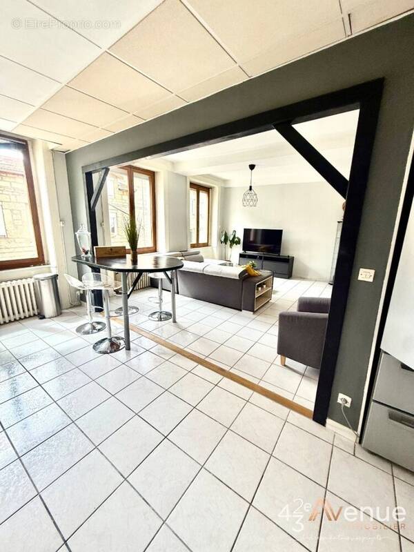 Appartement à SAINT-ETIENNE