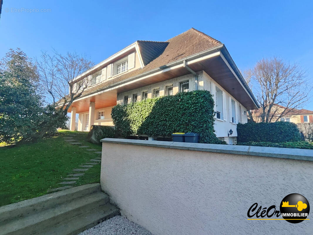 Maison à SAINT-GERMAIN-DU-BOIS