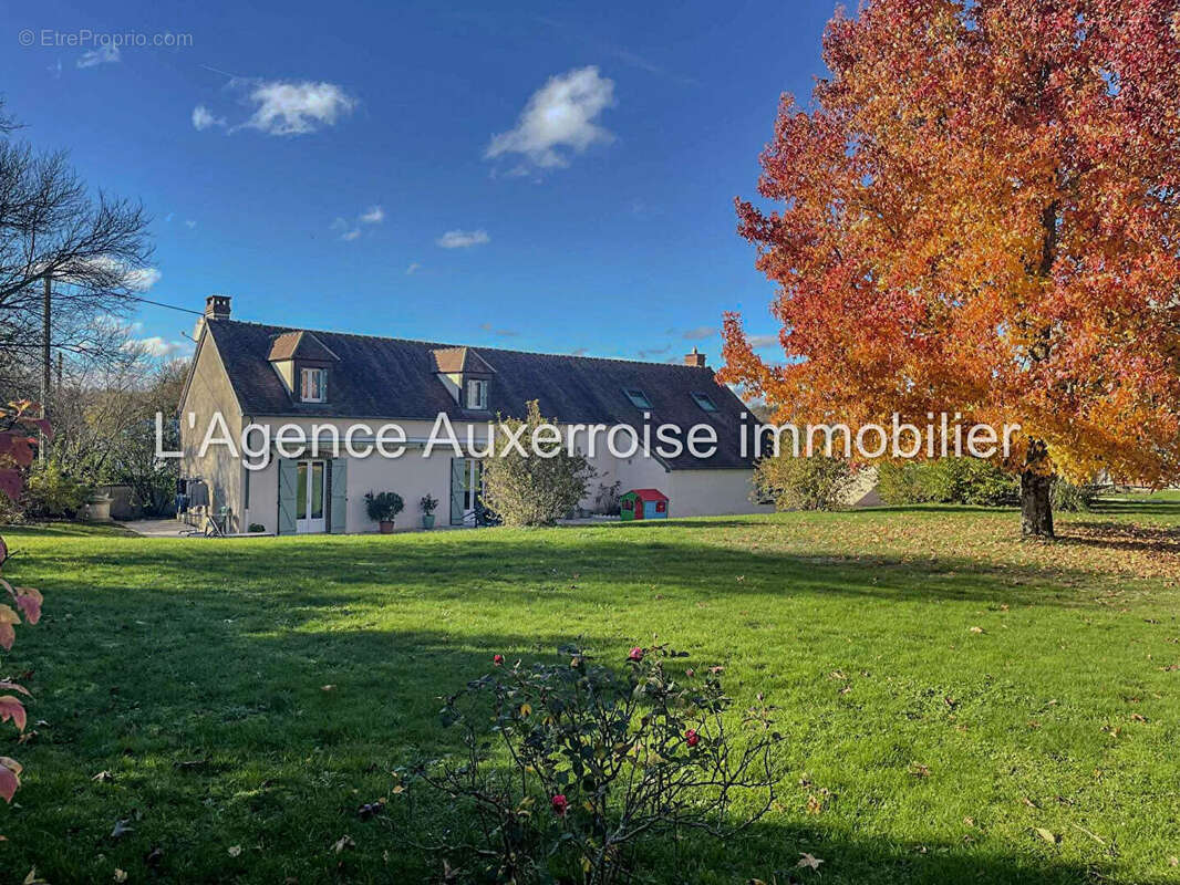 Charmante maison sur Toucy. - photo 3