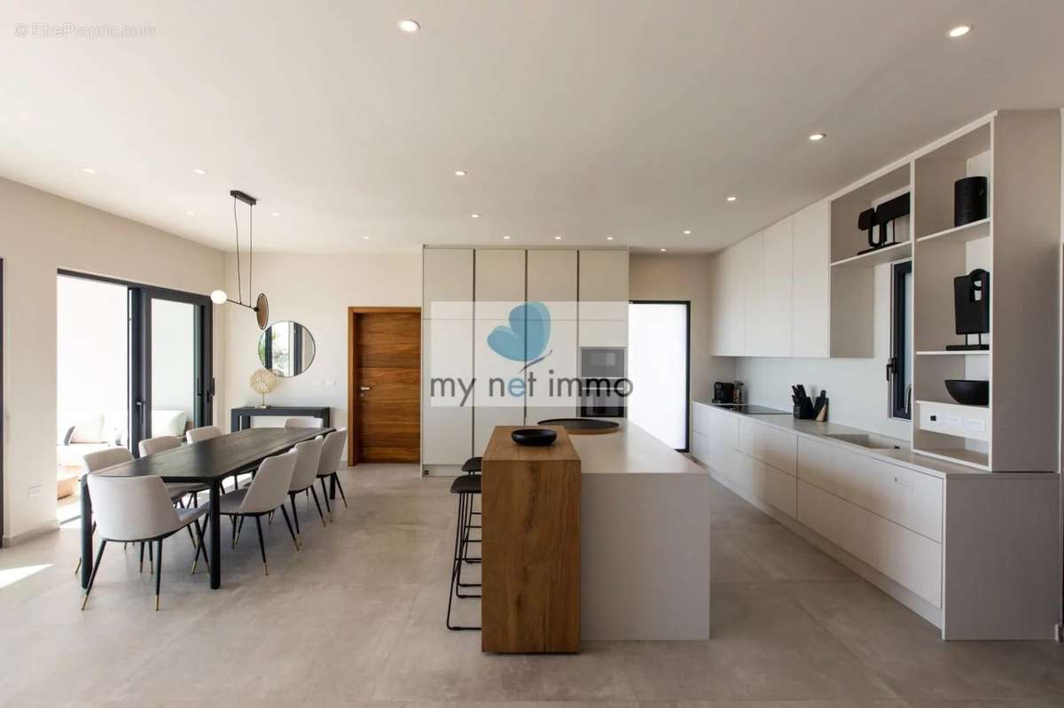 Maison à SAINT-MARTIN