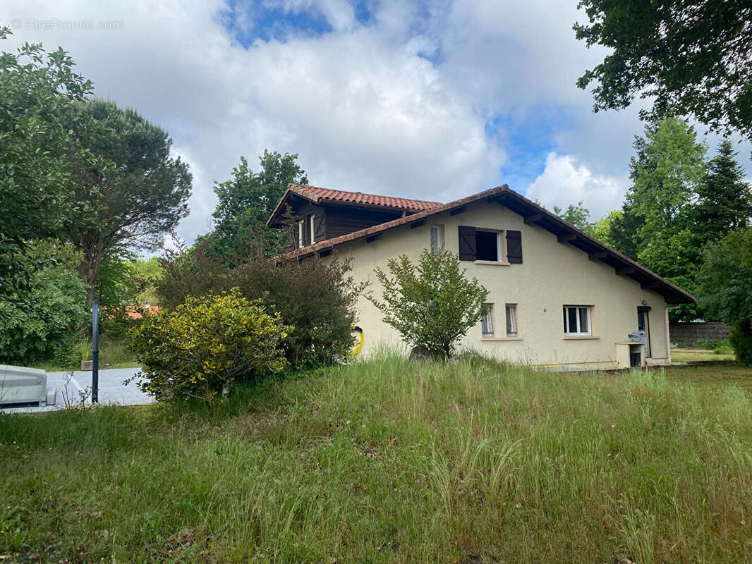 Maison à LUE