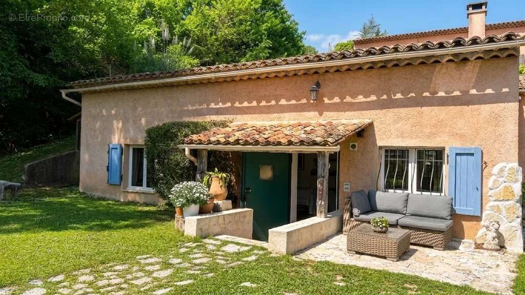 Maison à LE BAR-SUR-LOUP