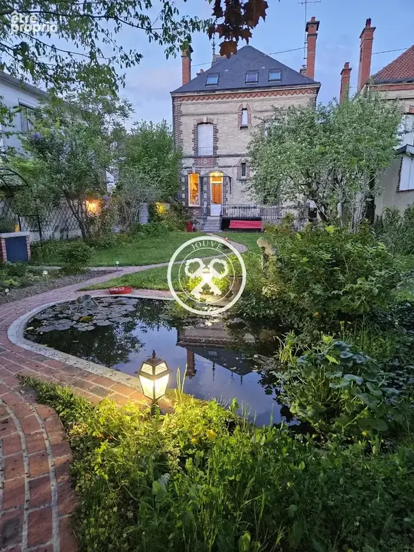 Demeure bourgeoise de caractere  avec jardin  -  troyes - photo 4